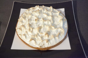 Lire la suite à propos de l’article Tarte au citron meringuée façon Mojito