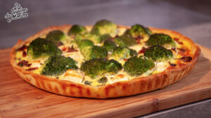 Quiche brocolis, épinards, feta et tomates séchées
